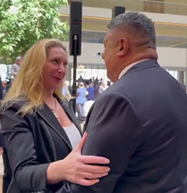 Trajes Ermenegildo Zegna, zapatillas Balenciaga