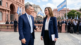 Manteca en el asfalto del mediodía de enero